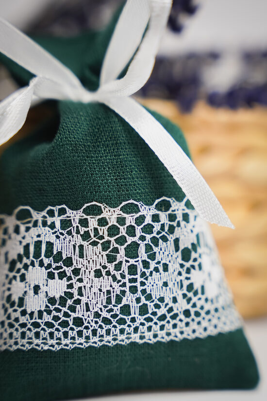 Zaļais ar mežģīni